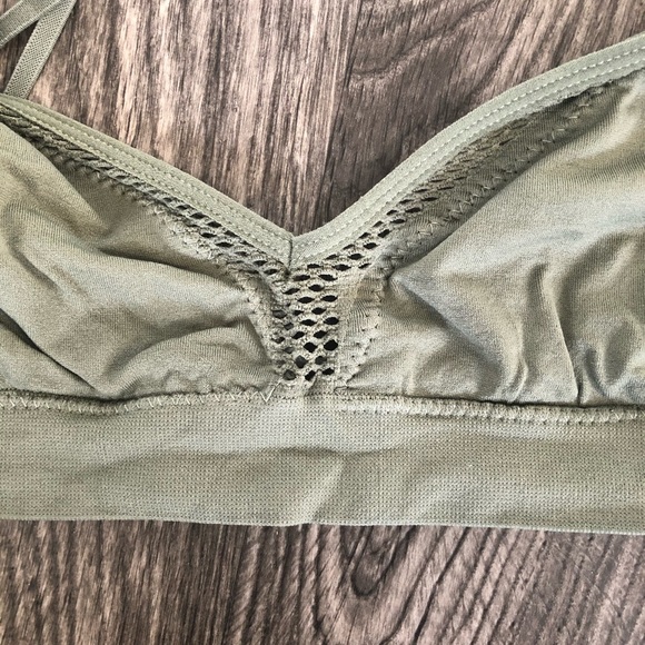 SOLD * DESIGN LAB Bralette - Picture 2 of 8